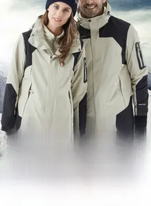 Detail view of the detachable inner liner and waterproof shell of the 3-in-1 outdoor jacket