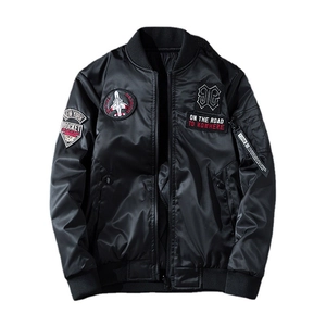 Giacca bomber da uomo nera stile MA1 con toppe ricamate e colletto alla coreana