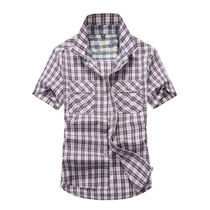 Men's casual short-sleeve plaid shirt with lapel collar and chest flap pockets