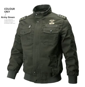 Détail de la broderie U.S. ARMY et écusson étoile sur le blouson aviateur en coton vert
