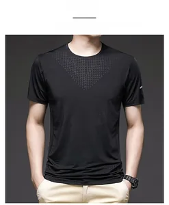 Detailed close-up of the breathable hollow mesh texture on the black ice silk T-shirt