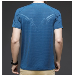Close-up of men's blue ice silk T-shirt featuring breathable V-shaped patterns on the back