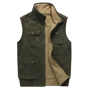 Men's outdoor cargo vest in army green with multi-pockets and stand-up collar