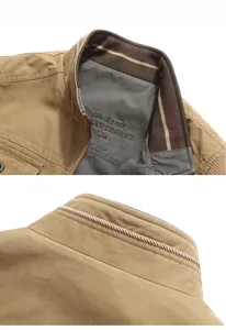 Dettaglio del colletto del gilet da uomo kaki con fodera a coste e strisce decorative
