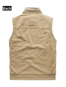 Vue arrière du gilet en coton kaki montrant la broderie Vogue Sport et le col montant