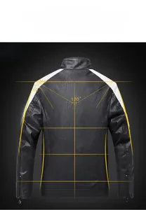 Détail de veste motard pour homme montrant la coupe d'épaule à 120 degrés et mobilité