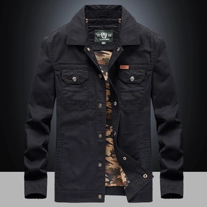 Men's outdoor cotton military jacket in black with camouflage lining and chest pockets