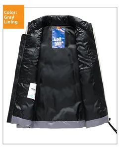 Vue détaillée du gilet matelassé pour hommes avec extérieur noir et doublure grise