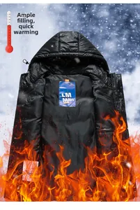 Détail du gilet à capuche noir isolé avec tissu thermique et technologie de rétention