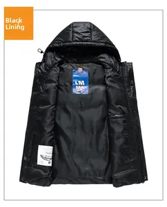 Détail de l'intérieur de la veste sans manches noire avec poche intérieure et doublure