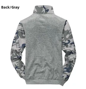 Vue arrière du sweat camouflage gris avec manches en maille alvéolée et détails du tissu