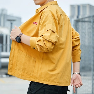 Veste chemise de travail en coton jaune moutarde pour homme avec poches stylées