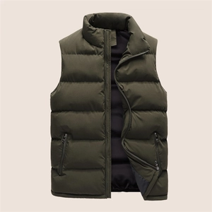 Gilet rembourré épais vert olive pour hommes avec col montant et design matelassé d'hiver