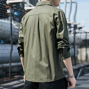 Men's olive green outdoor long sleeve casual shirt with a military cargo style design