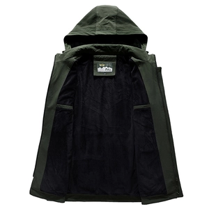 Armeegrüne Winterjacke für Herren mit Kapuze und dickem schwarzem Fleecefutter