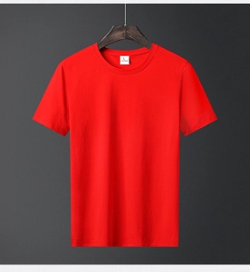 Detail of red crew neck cotton T-shirt featuring a size label on a wooden hanger