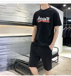 Ανδρικό καλοκαιρινό σετ streetwear σε μαύρο χρώμα με τύπωμα AGAINST και άνετη εφαρμογή