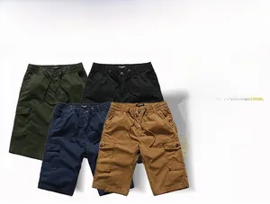 Détails de shorts cargo en kaki, vert et noir avec cordon de serrage à la taille