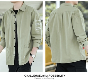 Detail view of cotton cargo shirt with double pockets and white sleeve print