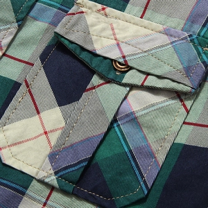 Men's casual cotton plaid long sleeve shirt featuring a forest green check pattern and pocket