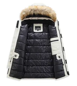 Men's thickened winter parka jacket with faux fur hood and warm quilted inner lining