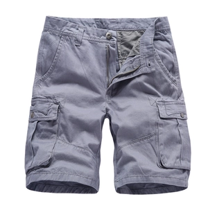 Short cargo homme gris foncé en coton avec poches latérales à rabat et coupe droite