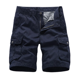 Short cargo homme bleu foncé en coton avec multiples poches utilitaires, vue à plat