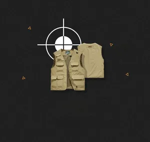 Dettaglio del gilet multitasche kaki con fodera in rete traspirante e design cargo