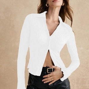 Slim fit white long sleeve shirt with vertical pleated texture and elegant V-neck lapel