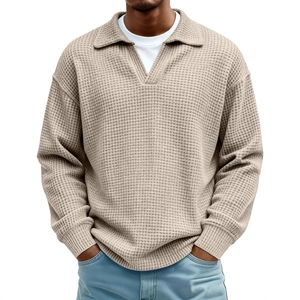 Herren Strickpullover in Apricot mit Waffelstruktur und Reverskragen im Loose Fit