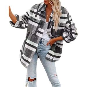 Women's oversized plaid shacket jacket with lapel and buttons in black and white check