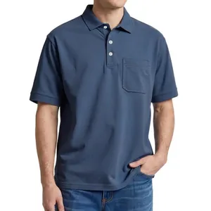 Polo homme en coton bleu brume avec poche poitrine et col à revers décontracté