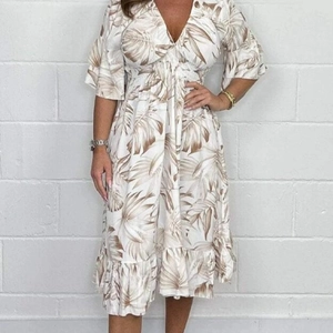 Summer V-neck midi dress with tropical brown palm leaf print and high elastic waist