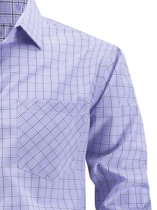Dettaglio di una camicia da lavoro a quadri viola con colletto e taschino sul petto