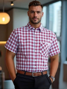 Close-up of a men's plaid short-sleeve shirt with a pocket and business casual design
