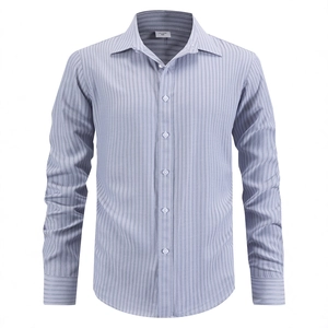 Chemise classique à manches longues pour hommes à rayures bleues et blanches avec col évasé