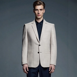 Blazer cintré beige sable pour homme avec revers crantés classiques et tissu texturé élégant