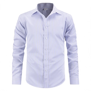 Chemise décontractée pour hommes à manches longues avec fines rayures bleues et blanches
