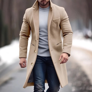 Cappotto lungo da uomo in lana color cammello con revers e bottoni dorati stile street