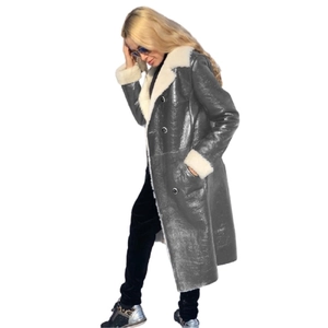 Manteau d'hiver femme en cuir PU avec grand col en fausse fourrure et double boutonnage