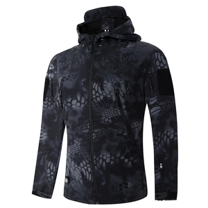 Men's tactical shark skin softshell hooded jacket with honeycomb camo and fleece lining