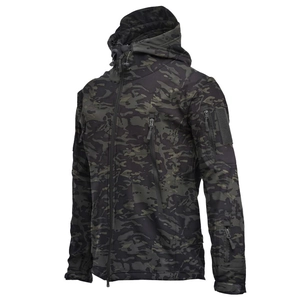 Waterproof softshell shark skin camouflage tactical jacket with hood and fleece lining