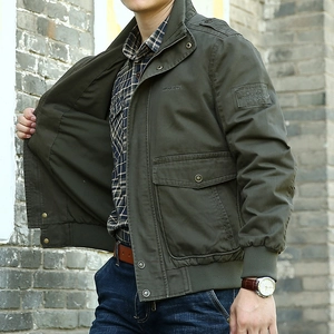 Veste militaire homme vert armée avec col montant, pattes d'épaule et broderie tendance