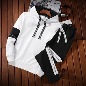 Men's Casual Sportswear Hooded Top And Bottom Tracksuit Polyester Printed Sweatshirt And Joggers For Athletics Fitness
