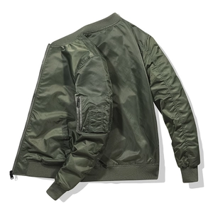 Giacca bomber MA-1 verde oliva classica con guscio in nylon e tasca sulla manica