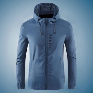 Men's ice silk sun protection jacket with hood in dark blue breathable thin fabric