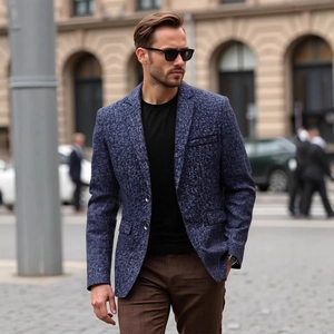 Men's blue textured casual blazer with notch lapels for spring business wear