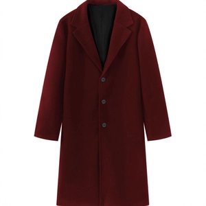 Cappotto classico in lana bordeaux da uomo con revers e chiusura a tre bottoni monopetto