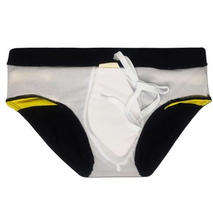 Détail du slip de bain homme avec doublure blanche et cordon de serrage réglable