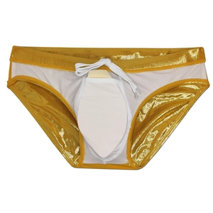 Détail du slip de bain doré pour hommes avec cordon blanc et doublure en maille